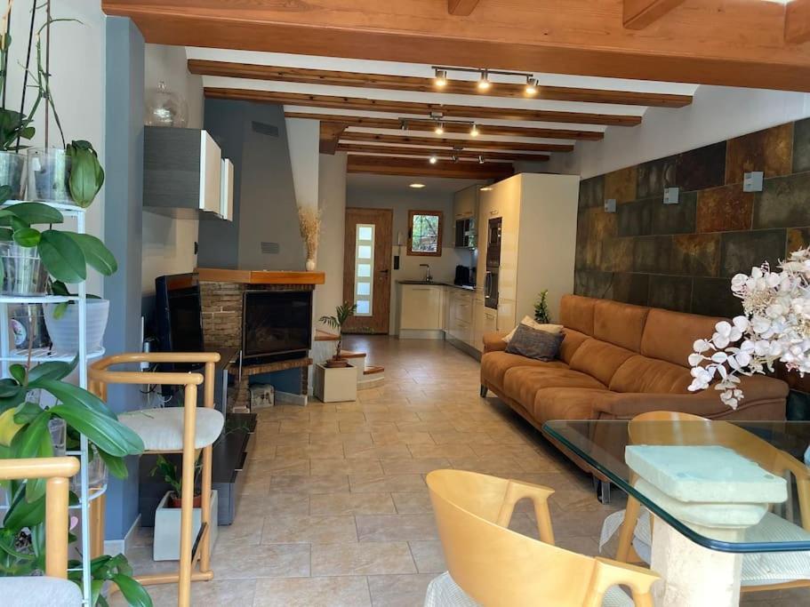 Вилла Adosado En Denia Con Gran Jardin Экстерьер фото